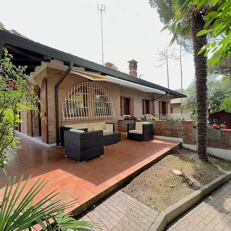 Villa Palm *